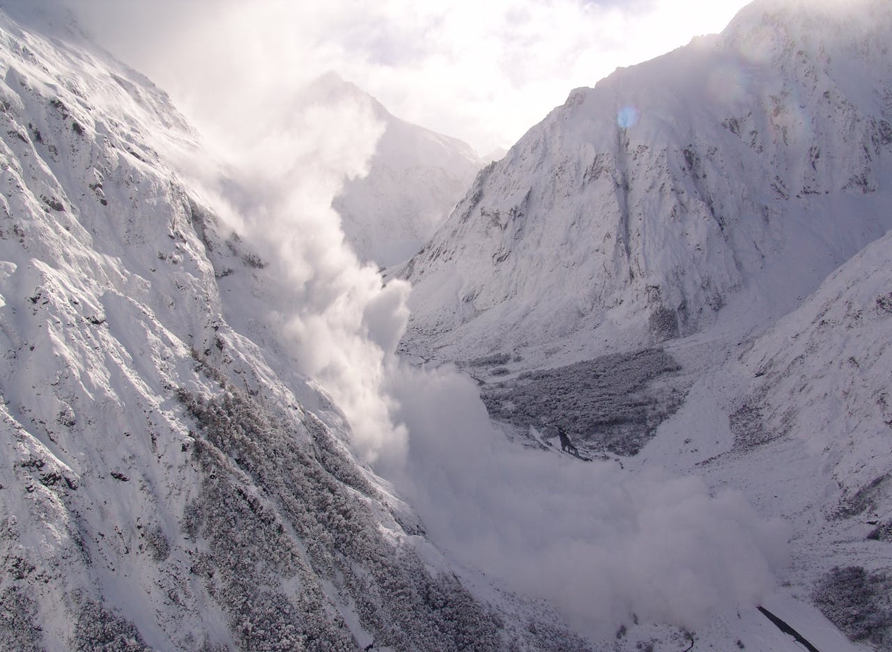 Avalanche man Wayne Carran has been working on Milford Rd for 29 years releasing avalanches