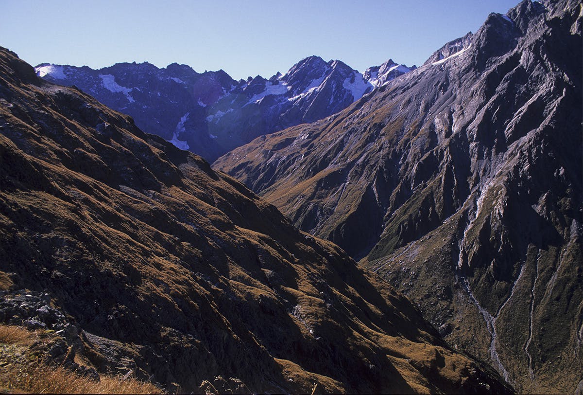 The Main Divide from the West Hunter. Photo: Pat Barrett