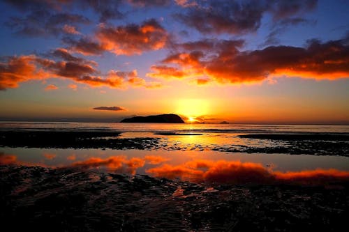 Sunrise at Pauanui Beach