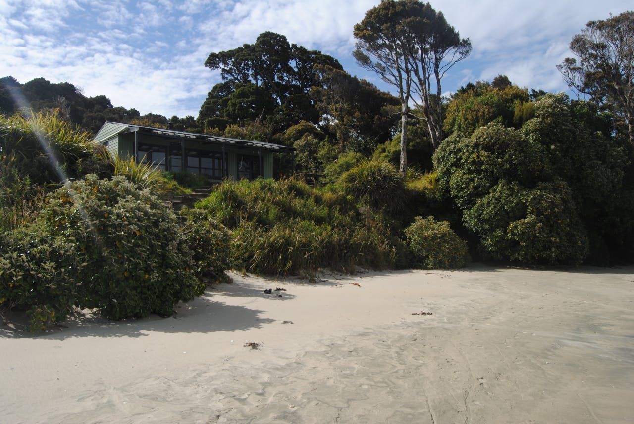 With 12 bunks, Bungaree Hut is one of the smaller huts on the circuit