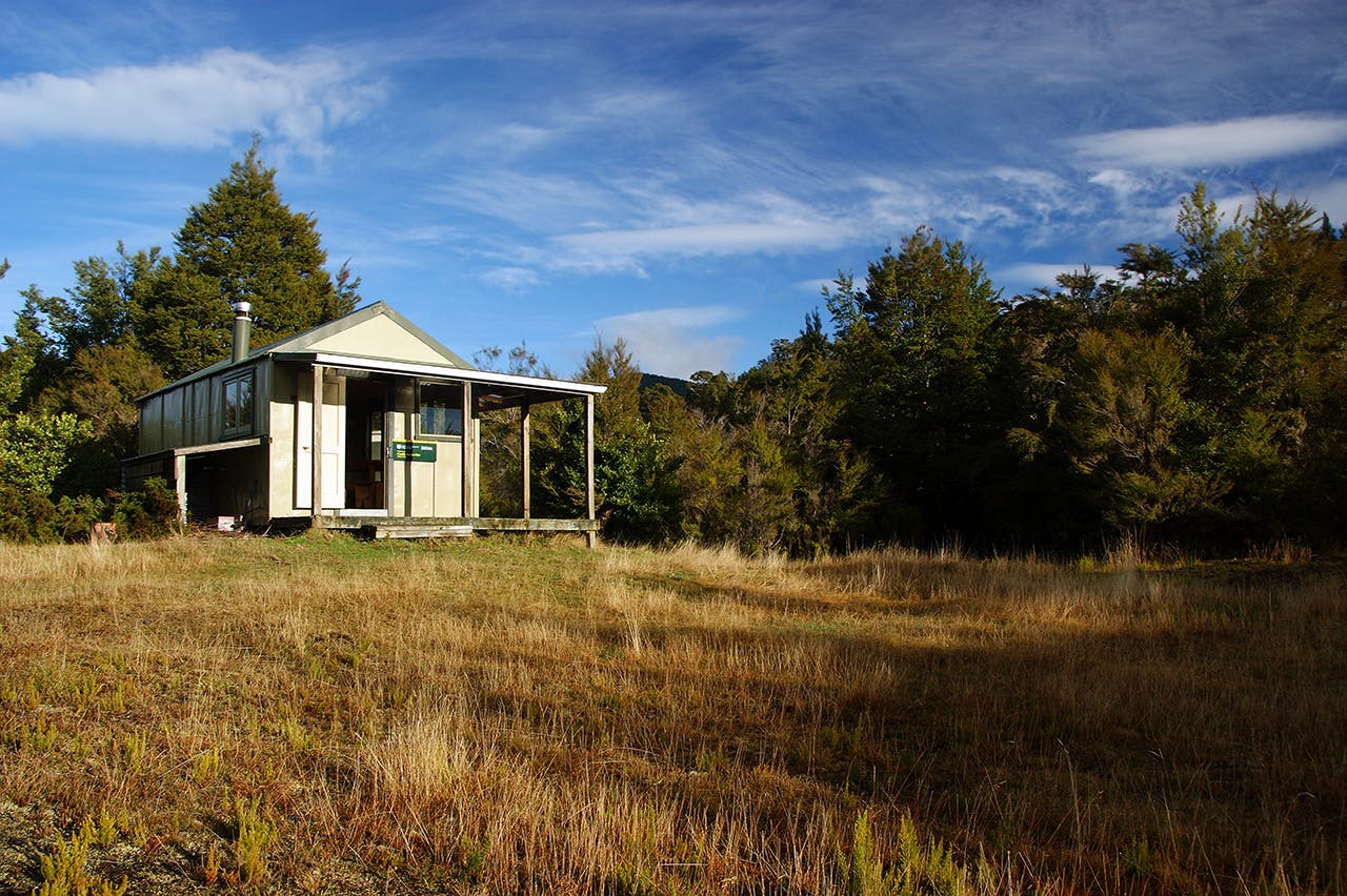 Castle Rocks Hut on the Inland Track. Photo: Ray Salisbury