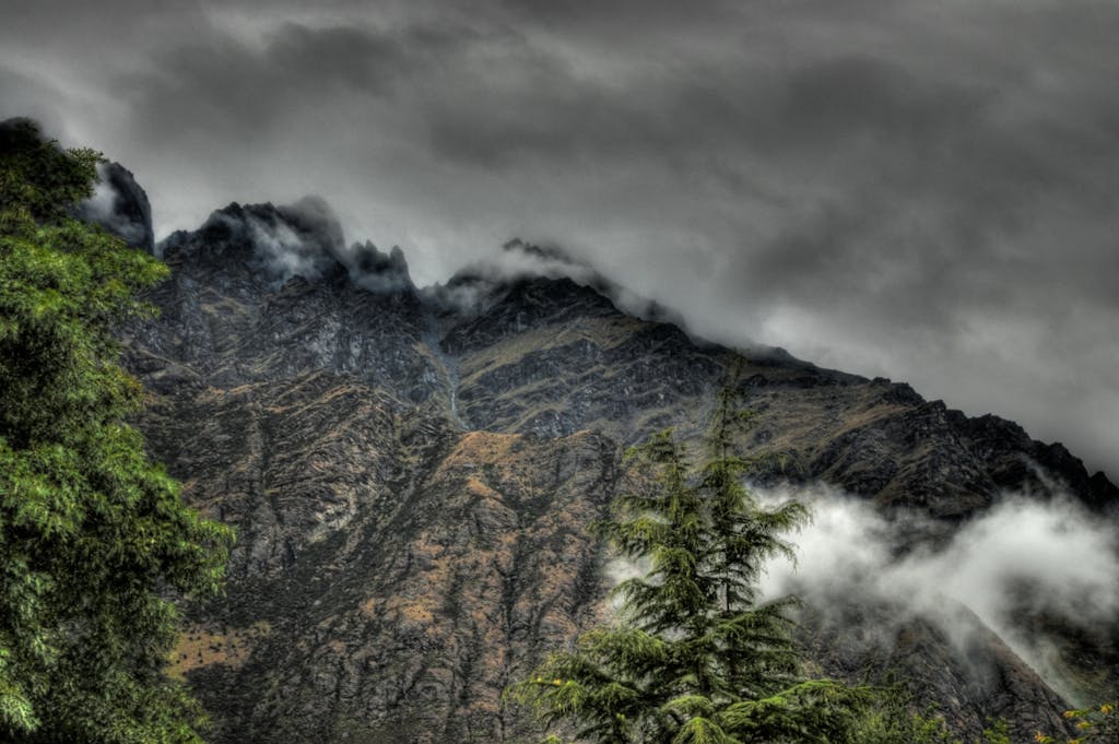 Access to The Remarkables Range has been closed while ski field facilities are upgraded. Photo: VWNZ CC
