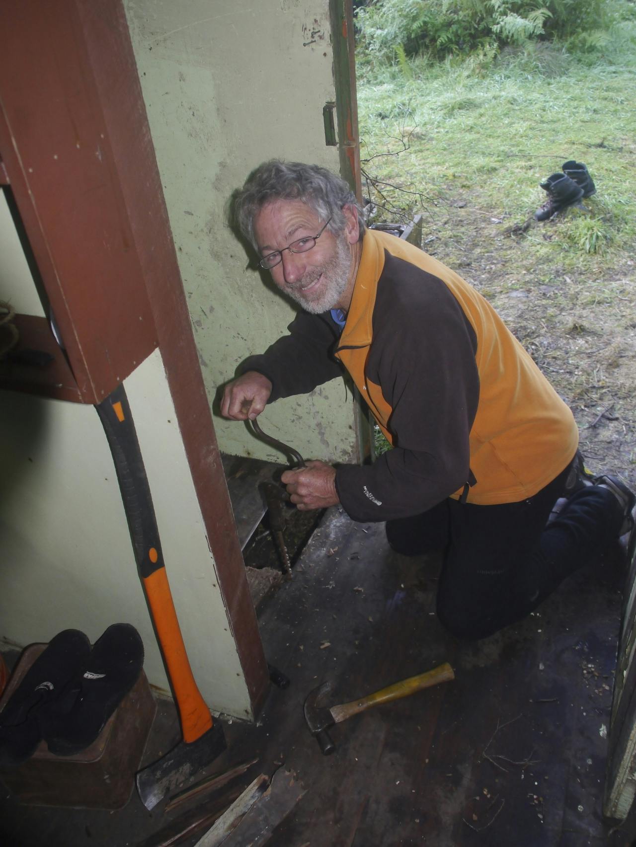 replacing floorboards