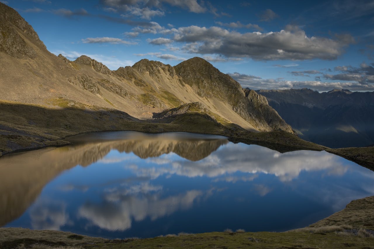 This large lake provided a perfect setting for the first nights camp.