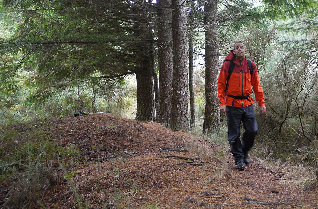 After taking a break, it’s only natural to leave important items like walking poles behind. Photo: Alistair Hall