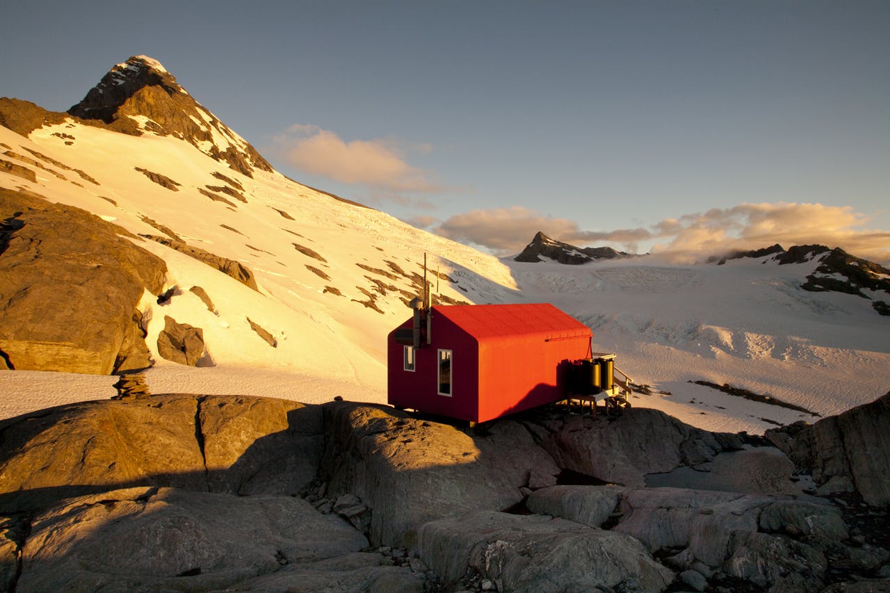 Colin Todd Hut, Mt Aspiring National Park. Photo: Nick Groves