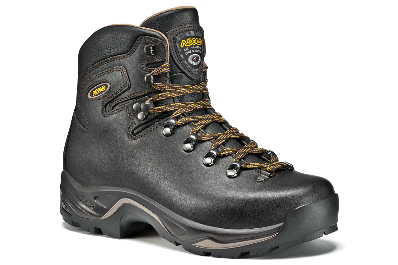 2021 s guide to multi day tramping boots Wilderness Magazine