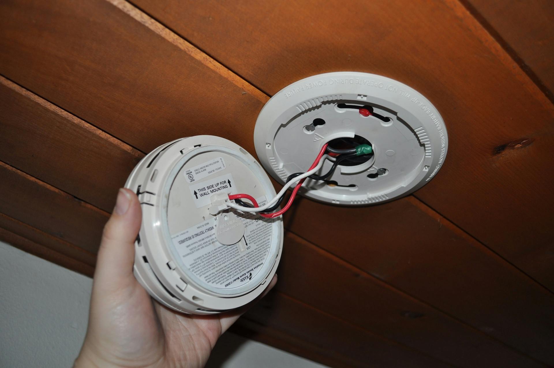 Smoke alarms to be installed in DOC huts - Wilderness Magazine