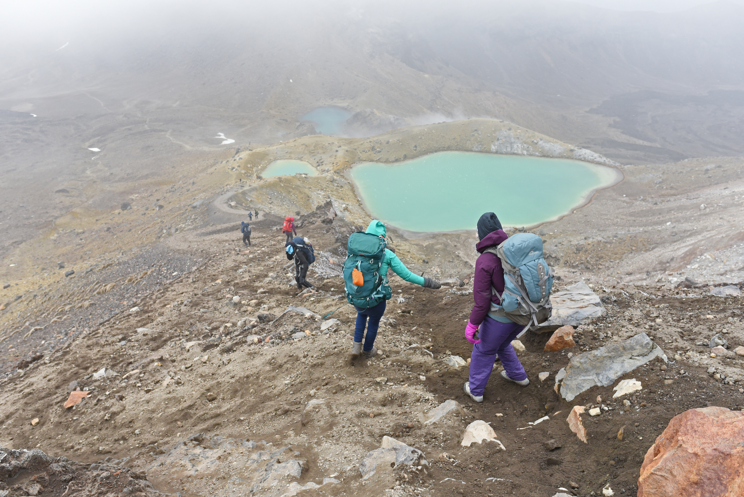 tongariro alpine crossing november